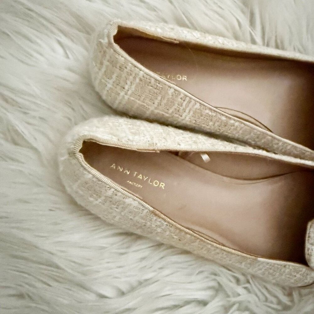 ANN TAYLOR | Textile Upper Plaid Off White Tan Bow Loafers Tweed Flats | 8.5 - Picture 4 of 7
